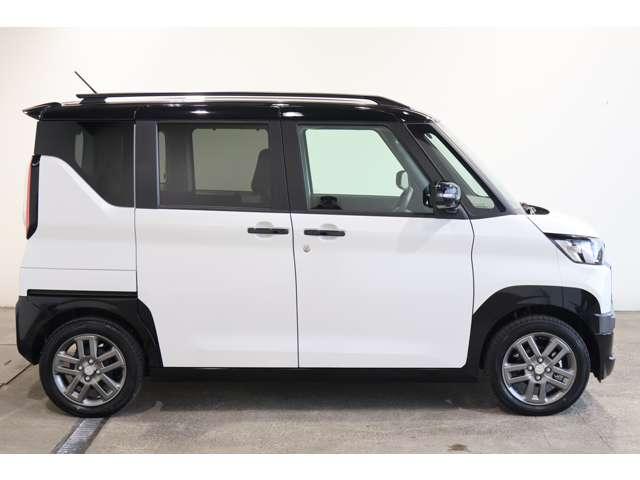 デリカミニ Ｔ　プレミアム　９型ナビ　地デジＴＶ　全方位カメラ　衝突軽減装置　ターボエンジン　記録簿付　ナビＴＶ　寒冷地　パワステ　フルタイム４ＷＤ　エアバッグ　ＬＥＤヘッド　ＥＳＣ　サイドカメラ　クルコン　インテリキー　ＡＢＳ（15枚目）