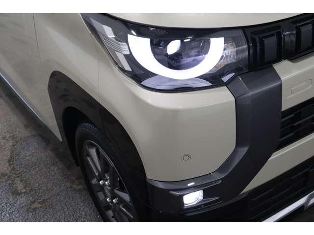 デリカミニ Ｇ　プレミアム　リミテッドエディション　メモリーナビ・フルセグＴＶ・全周囲カメラ　（12枚目）