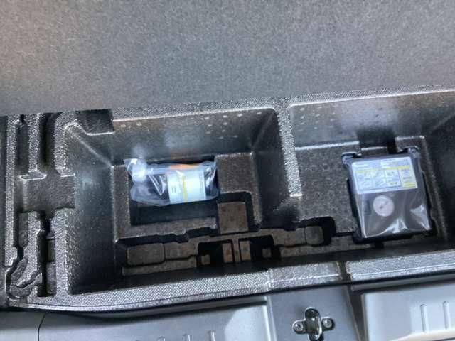 デリカミニ Ｇ　プレミアム　リミテッドエディション　９型ナビ・フルセグＴＶ・全周囲カメラ　（8枚目）