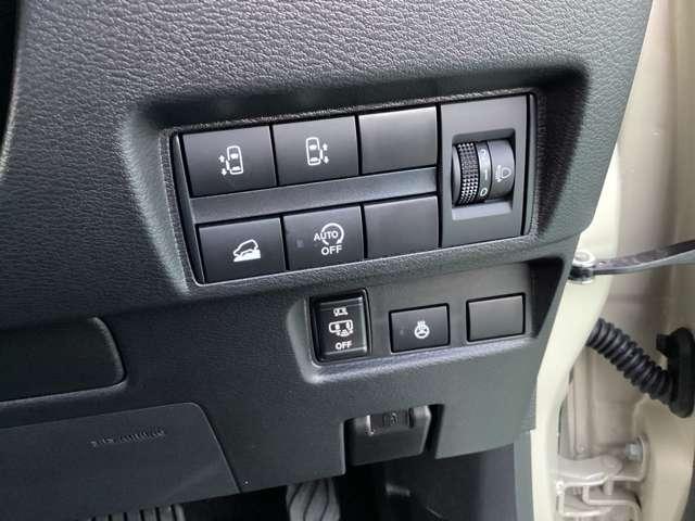 デリカミニ Ｔ　プレミアム　リミテッドエディション　９型ナビ・フルセグＴＶ・全周囲カメラ　（12枚目）