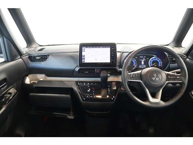 デリカミニ T プレミアム 9型ナビ・フルセグTV・全周囲カメラ フルセグTV LEDランプ クルコン キーレスエントリー ABS 禁煙 エアバッグ パワステ ベンチシート オートエアコン ターボ車 フロントカメラ バックカメラ(3枚目)