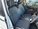 大きなベンチシートで足元もヒロビロ■大型シートで座り心地は快適♪中央にはアームレストが付いてゆったりドライブ♪　シートヒーター（運転席＆助手席）装備（＊＾-＾＊）