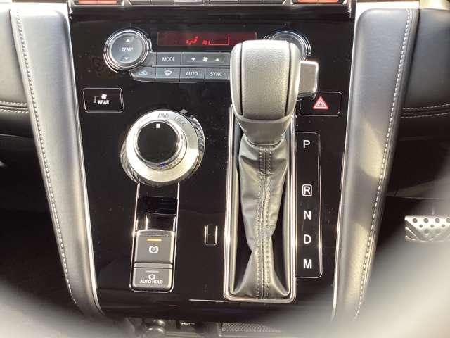 デリカD:5 シャモニー 11型ナビ・フルセグTV・全周囲カメラ アイドリングS アクティブクルーズコントロール イモビ 衝突被害軽減装置 Bモニター 1オーナー サイドカメラ 助手席エアバッグ 地デジTV 電動リアゲート(13枚目)