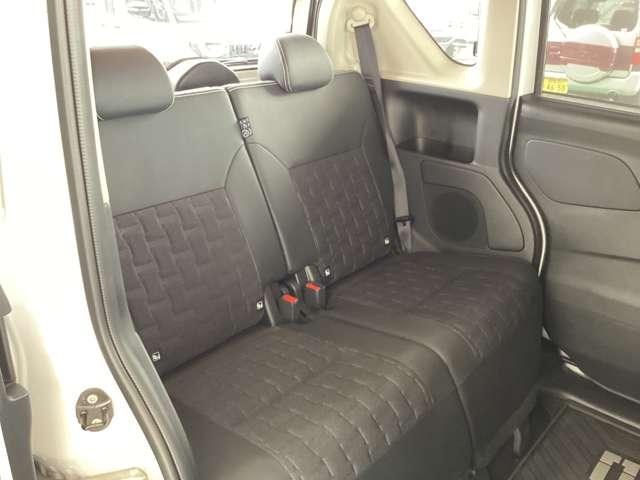 デリカミニ Ｔ　プレミアム　９型ナビ・フルセグＴＶ・全周囲カメラ　ＥＴＣ車載器　フルセグＴＶ　ＬＥＤランプ　クルコン　キーレスエントリー　ＡＢＳ　禁煙　エアバッグ　パワステ　ベンチシート　オートエアコン　ターボ車　フロントカメラ（5枚目）