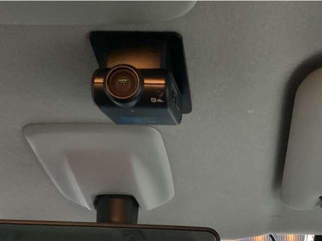 デリカミニ Ｇ　プレミアム　弊社ＦＣレンタカー　Ｍナビ　ＴＶ　マイパイロット　ＬＥＤ　Ａクルコン　シートヒーター　ＥＴＣ　ベンチシート　エアコン　コーナーセンサー　パワステ　アルミホイール　キーレスエントリー　エアバッグ　ＡＢＳ（9枚目）