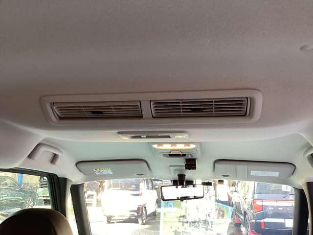 デリカミニ Ｇ　プレミアム　９型ナビ・フルセグＴＶ・全周囲カメラ　１オーナー　ＬＥＤ　Ａクルコン　シートヒーター　ＥＴＣ　ベンチシート　エアコン　コーナーセンサー　パワステ　アルミホイール　キーレスエントリー　エアバッグ　禁煙車（9枚目）