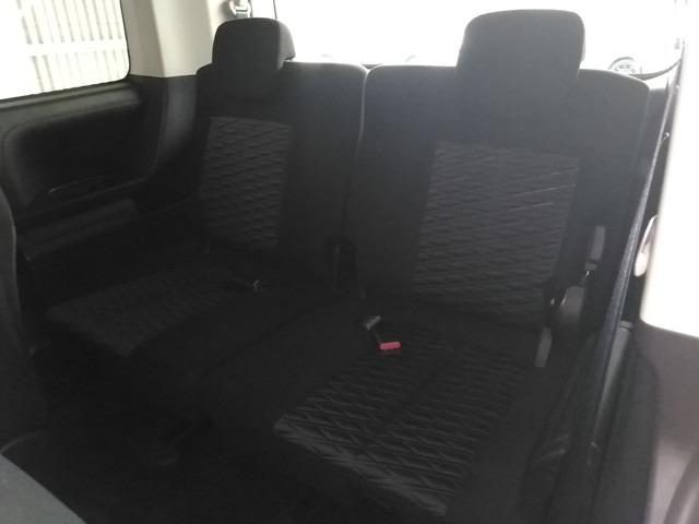 アーバンギア 2.2 G ディーゼルターボ 4WD(12枚目)