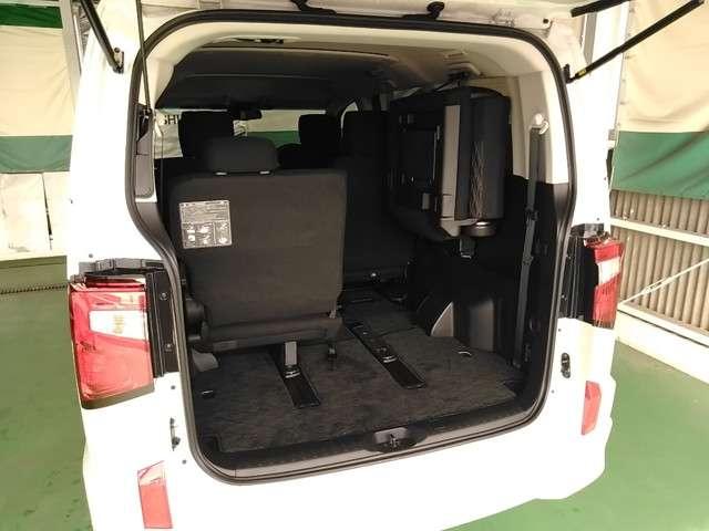 アーバンギア 2.2 G ディーゼルターボ 4WD(13枚目)