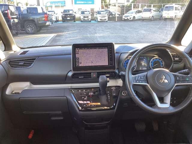 デリカミニ Ｇ　プレミアム　元レンタカー　メモリーナビ　地デジＴＶ　ＬＥＤ　Ａクルコン　シートヒーター　ＥＴＣ　ベンチシート　エアコン　コーナーセンサー　パワステ　アルミホイール　キーレスエントリー　エアバッグ　スマートキー（3枚目）