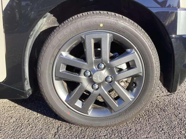 デリカミニ Ｇ　プレミアム　元レンタカー　メモリーナビ　地デジＴＶ　ＬＥＤ　Ａクルコン　シートヒーター　ＥＴＣ　ベンチシート　エアコン　コーナーセンサー　パワステ　アルミホイール　キーレスエントリー　エアバッグ　スマートキー（13枚目）