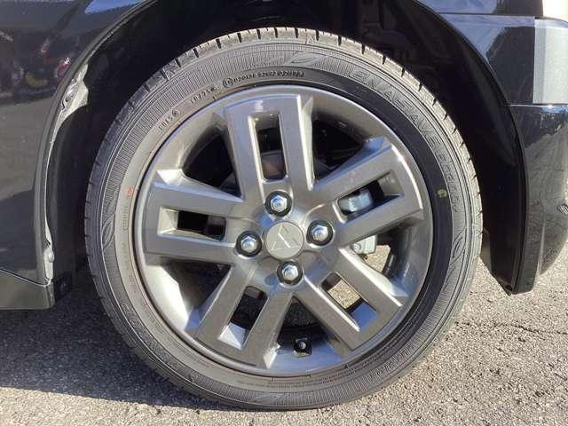 デリカミニ Ｔ　プレミアム　９型ナビ・フルセグＴＶ・全周囲カメラ　フルセグＴＶ　ＬＥＤランプ　クルコン　キーレスエントリー　ＡＢＳ　禁煙　エアバッグ　パワステ　ベンチシート　オートエアコン　ターボ車　フロントカメラ　バックカメラ（13枚目）