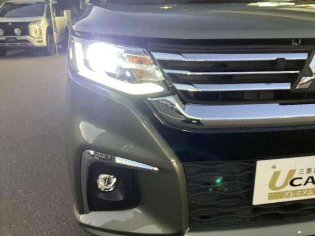 デリカD:2 ハイブリッドMZ 全方位カメラ付ナビパッケージ 純正ナビ・フルセグTV・全周囲カメラ クルコン 全周囲モニター LEDライト フルセグ 衝突軽減 両側パワースライドドア アルミホイール コーナーセンサー フルフラット 横滑り防止装置 禁煙車 DVD(14枚目)