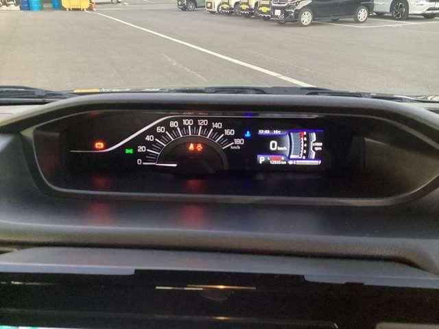 デリカD:2 ハイブリッドMZ 全方位カメラ付ナビパッケージ 純正ナビ・フルセグTV・全周囲カメラ クルコン 全周囲モニター LEDライト フルセグ 衝突軽減 両側パワースライドドア アルミホイール コーナーセンサー フルフラット 横滑り防止装置 禁煙車 DVD(20枚目)