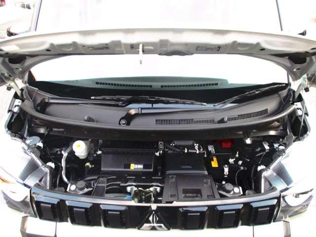 デリカミニ T プレミアム 9型ナビ・フルセグTV・全周囲カメラ 衝突軽減装置 ターボエンジン 禁煙 ワンオーナー車 記録簿付 ナビTV 寒冷地 パワステ フルタイム4WD エアバッグ LEDヘッド ESC サイドカメラ ABS(17枚目)