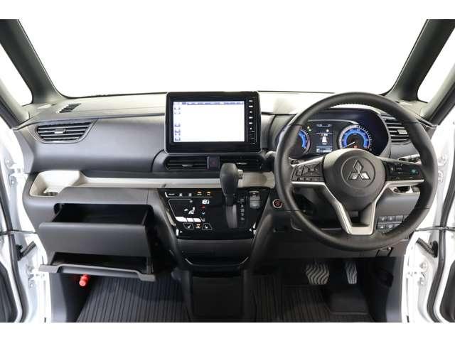 デリカミニ Ｔ　プレミアム　純正ナビ　地デジＴＶ　全方位カメラ　衝突軽減装置　ターボエンジン　記録簿付　ナビＴＶ　寒冷地　パワステ　フルタイム４ＷＤ　エアバッグ　ＬＥＤヘッド　ＥＳＣ　サイドカメラ　クルコン　インテリキー　ＡＢＳ（3枚目）