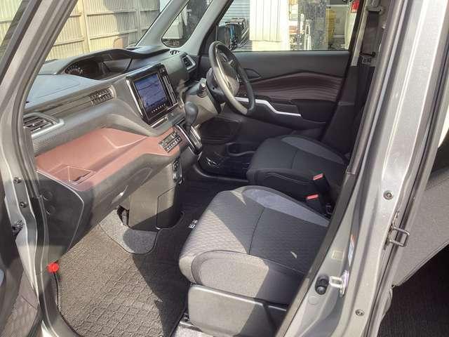 デリカD:2 カスタムハイブリッドMV全方位カメラ付ナビパッケージ メモリーナビ・フルセグTV・全周囲カメラ フルセグテレビ 両側自動ドア ワンオーナー LED 禁煙 パーキングセンサー スマートキー メモリーナビ シートヒーター アイドリングストップ ASC(4枚目)