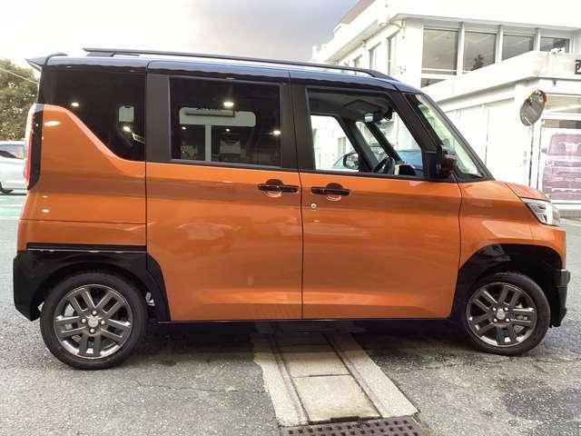 デリカミニ T プレミアム 9型ナビ・フルセグTV・全周囲カメラ フルセグTV LEDランプ クルコン キーレスエントリー ABS 禁煙 エアバッグ パワステ ベンチシート オートエアコン ターボ車 フロントカメラ バックカメラ(12枚目)