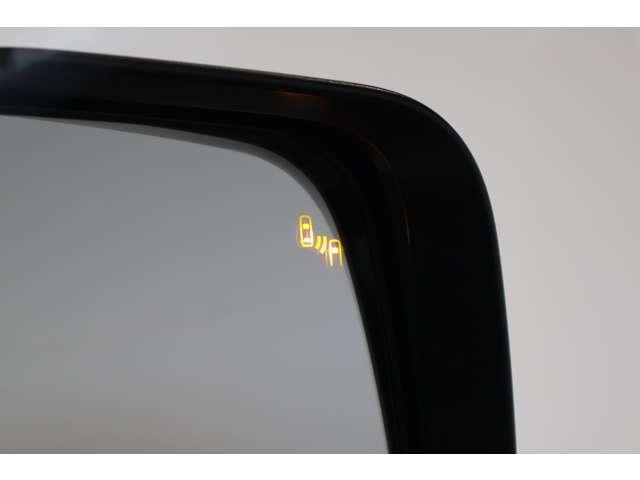 デリカD:5 ジャスパー ブラインドスポット&リヤトラフィックモニ 記録簿付 盗難防止装置 Rカメラ LEDランプ クルーズコントロール メモリーナビ ミュージックプレイヤー接続可 スマートキー&プッシュスタート ETC 3列(4枚目)