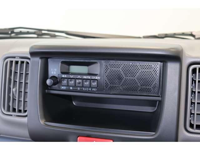 ミニキャブバン Ｍ　２ＷＤ　△▼雹被害車両▼△　未使用車　・エマージェンシーブレーキ・前後誤発進抑制・車線逸脱警報・横滑り防止＋トラクションＣ・リヤパーキングソナー・１ＤＩＮ－ＡＭ／ＦＭラジオ・フロントパワーウィンドウ・（10枚目）
