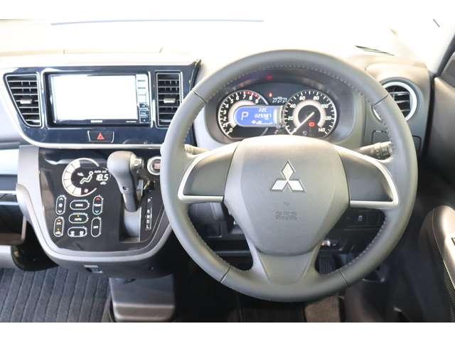 【安全機能】＜ｅ−Ａｓｓｉｓｔ＞ＦＣＭーＣｉｔｙ（低速域衝突被害軽減ブレーキシステム＋前進時誤発進抑制機能）