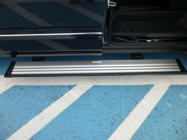 デリカD:5 シャモニー 8人乗り オートステップ装着車 ・ALPINE製11インチナビ・アラウンドモニタ・レーダークルーズC・ブラインドスポット&リヤトラフィックモニタ・ステアリング+前席シートヒータ・電動テールゲート(4枚目)