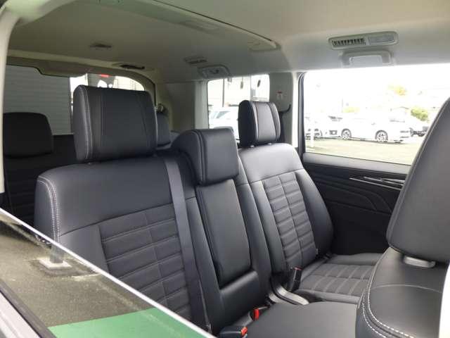 デリカD:5 シャモニー 8人乗り オートステップ装着車 ・ALPINE製11インチナビ・アラウンドモニタ・レーダークルーズC・ブラインドスポット&リヤトラフィックモニタ・ステアリング+前席シートヒータ・電動テールゲート(15枚目)