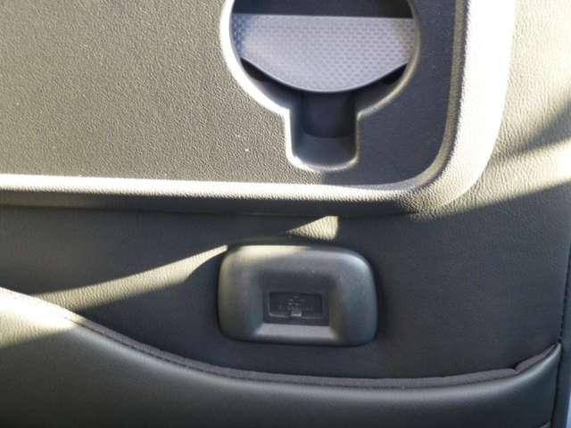 デリカミニ G プレミアム 2WD・純正9インチナビ・アラウンドモニタ・デジタルルームミラー・レーダークルーズコントロール・ハンズフリー機能付き両側オートスライドドア・電動パーキングブレーキ・前席シート+ステアリングヒータ(15枚目)