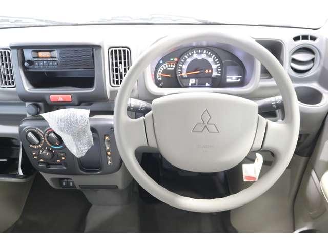 ミニキャブバン M 雹害車両 未使用車 フロントパワーウィンドウ 助手席エアバック キーレスキー AC 両側スライド エコモード ASC PS 運転席エアバック パーキングセンサー ABS デュアルブレーキサポート(12枚目)