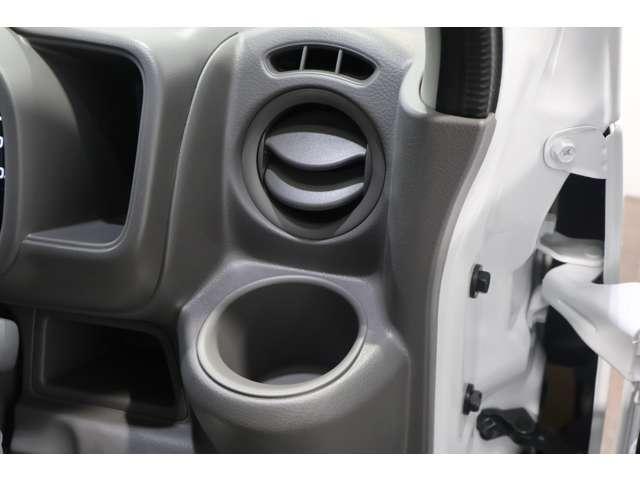 ミニキャブバン M 雹害車両 未使用車 フロントパワーウィンドウ 助手席エアバック キーレスキー AC 両側スライド エコモード ASC PS 運転席エアバック パーキングセンサー ABS デュアルブレーキサポート(16枚目)