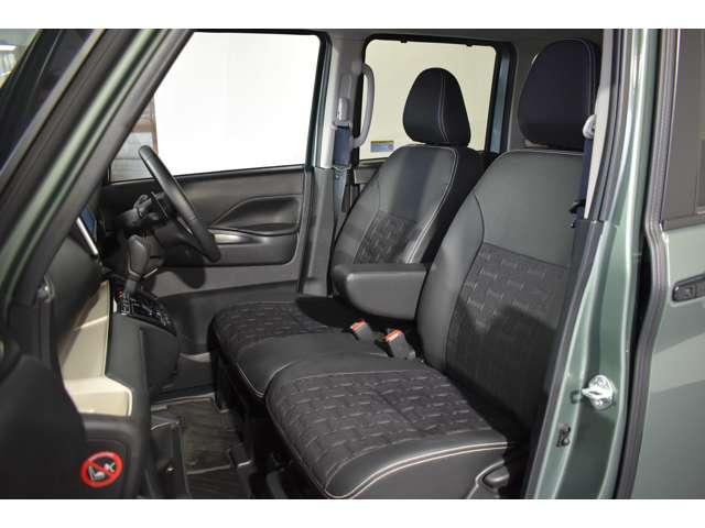 デリカミニ Ｔ　プレミアム　弊社社有車　Ｍナビ　ＴＶ　マイパイロット　衝突軽減装置　ターボエンジン　ナビＴＶ　寒冷地　パワステ　フルタイム４ＷＤ　エアバッグ　ＬＥＤヘッド　ＥＳＣ　サイドカメラ　クルコン　インテリキー　キーフリー（4枚目）