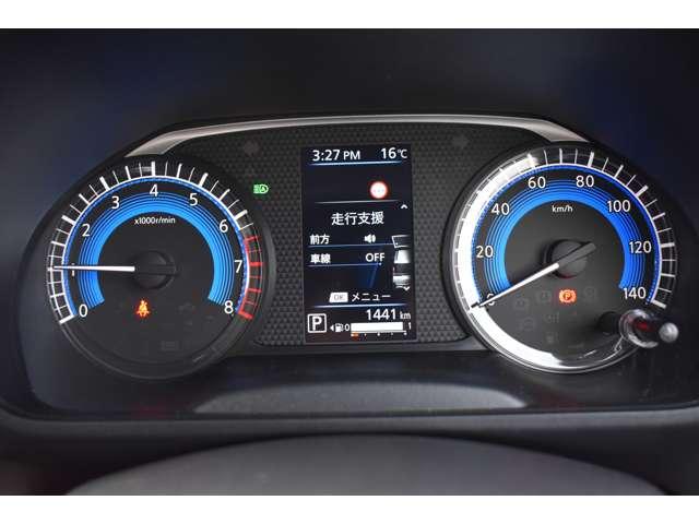 デリカミニ Ｔ　プレミアム　弊社社有車　Ｍナビ　ＴＶ　マイパイロット　衝突軽減装置　ターボエンジン　ナビＴＶ　寒冷地　パワステ　フルタイム４ＷＤ　エアバッグ　ＬＥＤヘッド　ＥＳＣ　サイドカメラ　クルコン　インテリキー　キーフリー（8枚目）