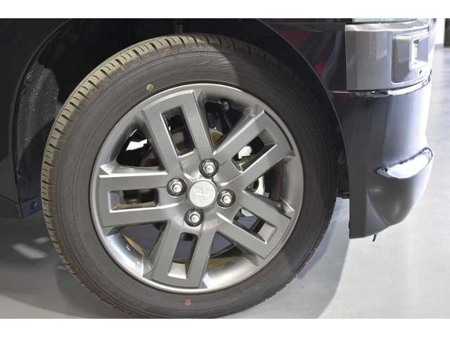 デリカミニ Ｔ　プレミアム　弊社社有車　Ｍナビ　ＴＶ　マイパイロット　衝突軽減装置　ターボエンジン　ナビＴＶ　寒冷地　パワステ　フルタイム４ＷＤ　エアバッグ　ＬＥＤヘッド　ＥＳＣ　サイドカメラ　クルコン　インテリキー　キーフリー（20枚目）