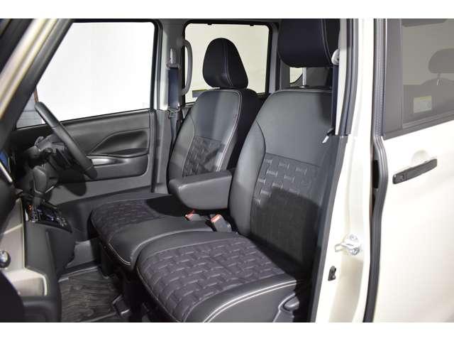 デリカミニ Ｔ　プレミアム　弊社社有車　Ｍナビ　ＴＶ　マイパイロット　衝突軽減装置　ターボエンジン　ナビＴＶ　寒冷地　パワステ　フルタイム４ＷＤ　エアバッグ　ＬＥＤヘッド　ＥＳＣ　サイドカメラ　クルコン　インテリキー　キーフリー（4枚目）