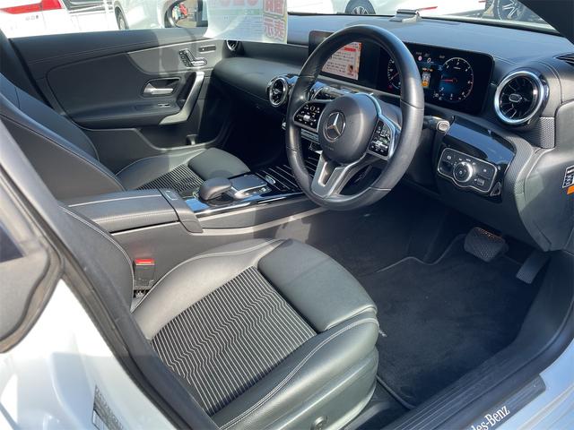 ＣＬＡクラス ＣＬＡ２００ｄ　クリアランスソナー　オートクルーズコントロール　衝突被害軽減システム　ナビ　ＴＶ　アルミホイール　オートライト　ＡＴ　キーレスエントリー　盗難防止システム　パワーシート　ＡＢＳ　エアコン（9枚目）