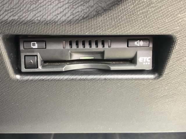 G G’s 純正フルセグSDナビ Bluetooth プリクラッシュブレーキ レーンディパーチャーアラート バックカメラ ハーフレザー ビルトインETC シートヒーター スマートキー&プッシュスタート LED(9枚目)