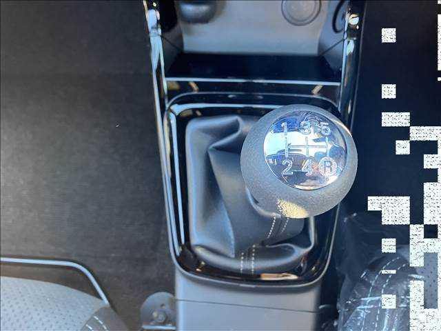 GR SPORT 新車未登録 5速MT車 LEDヘッド シートヒーター BBSアルミホイール スマートキー オートエアコン オートライト 電動オープン 本革ステアリング ステアリングスイッチ 横滑り防止(5枚目)