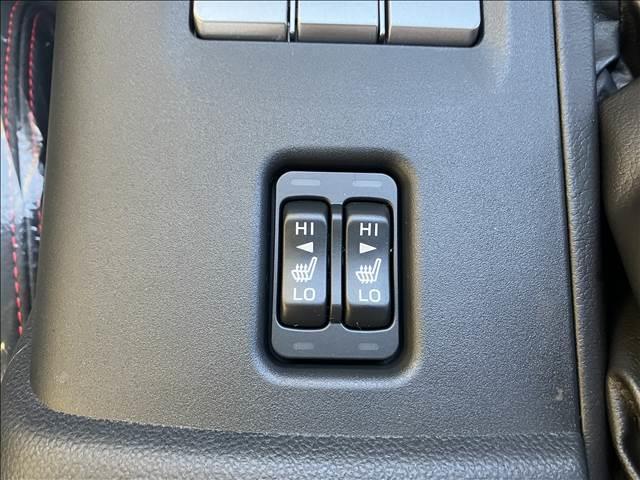 S 登録済未使用車 6MT 新品9インチナビ Bカメラ TV ETC Bluetooth ドラレコ クルコン シートヒーター ハーフレザーシート LEDヘッド ステアリングスイッチ AAC スマートキー(7枚目)