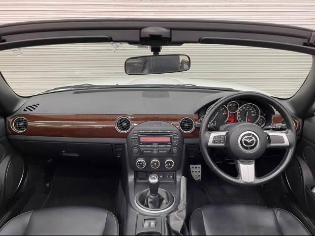 RS 6MT 黒革シート シートヒーター 純正アルミ ETC アドバンスドキー エアコン 純正BOSEオーディオ FM/AMラジオ CD AUX ステアリングスイッチ(2枚目)