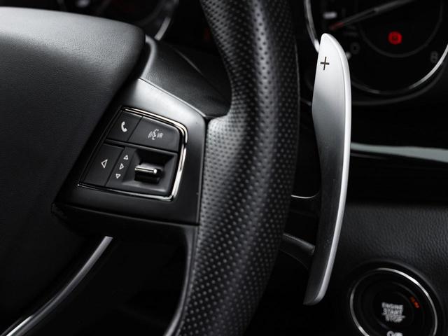 クアトロポルテ グランスポーツ　認定保証２年付　サンルーフ　２０インチペルセーオホイール（ダークフィニッシュ）　ＨａｒｍａｎＫａｒｄｏｎサウンド　３６０°サラウンドビューカメラ　フロント・リアシートヒーター　ソフトドアクロージャー（36枚目）