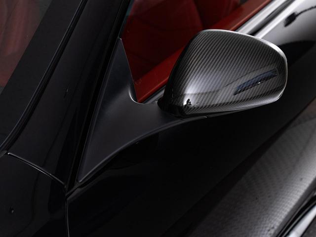 グラントゥーリズモ スポーツ　認定保証１年付　カーボンダッシュボード＆ドアパネルトリム　メタリックペイント　ダッシュボード＆リアシェルフカラードレザー　ブラックルックヘッドライト　ヘッドレストトライデントステッチ　レッドキャリパー（39枚目）