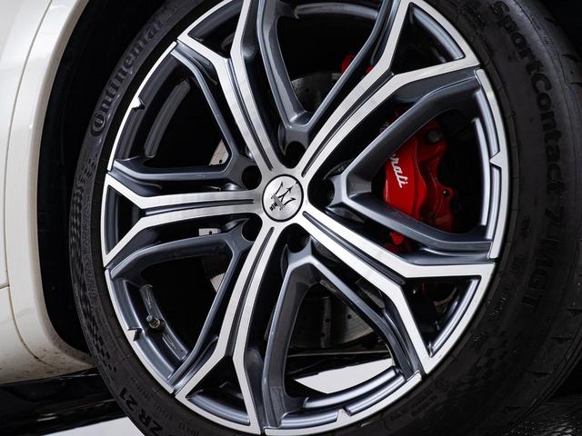 レヴァンテ モデナ　認定保証２年付　サンルーフ　アルカンターラヘッドライニング　２１インチヘリオスホイール　フルプレミアムレザー　Ｈａｒｍａｎ／Ｋａｒｄｏｎサウンド　フロントシートヒーター　フロントシートベンチレーション（7枚目）