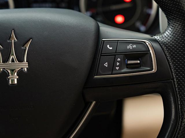 レヴァンテ モデナ　認定保証２年付　サンルーフ　アルカンターラヘッドライニング　２１インチヘリオスホイール　フルプレミアムレザー　Ｈａｒｍａｎ／Ｋａｒｄｏｎサウンド　フロントシートヒーター　フロントシートベンチレーション（37枚目）