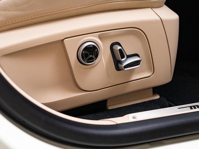 レヴァンテ モデナ　認定保証２年付　サンルーフ　アルカンターラヘッドライニング　２１インチヘリオスホイール　フルプレミアムレザー　Ｈａｒｍａｎ／Ｋａｒｄｏｎサウンド　フロントシートヒーター　フロントシートベンチレーション（41枚目）