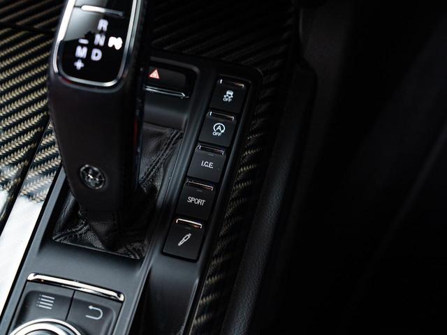 ギブリ リベッレ 認定保証2年付 国内限定30台 インテリアカーボンPKG ドライバーアシスタンスPKG フルカーボンキット サンルーフ ドリルドフルプレミアムレザー アルカンタラヘッドライニング B&Wサウンド(61枚目)