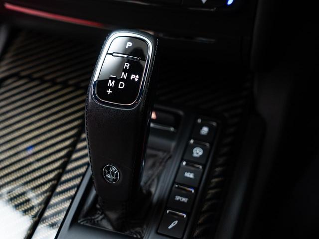 ギブリ リベッレ 認定保証2年付 国内限定30台 インテリアカーボンPKG ドライバーアシスタンスPKG フルカーボンキット サンルーフ ドリルドフルプレミアムレザー アルカンタラヘッドライニング B&Wサウンド(62枚目)