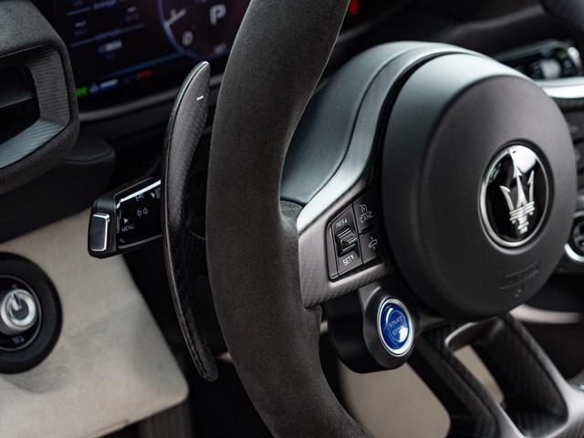 クーペ ベースグレード 認定保証2年付 OP330 インテリアカーボンパッケージ ブルーインフィニート サスペンションリフター SonusFaberハイプレミアムサウンドシステム レッドキャリパー(29枚目)