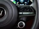 アダプティプクルーズコントロールはステアリングの右のスイッチで簡単に速度の調整や車間距離の設定が可能。