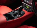 スポーツ　認定保証１年付　カーボンダッシュボード＆ドアパネルトリム　メタリックペイント　ダッシュボード＆リアシェルフカラードレザー　ブラックルックヘッドライト　ヘッドレストトライデントステッチ　レッドキャリパー（47枚目）