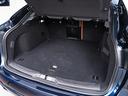 大容量のハッチバックルーム。大型スーツケースや、ゴルフバックなど何でもお任せ。