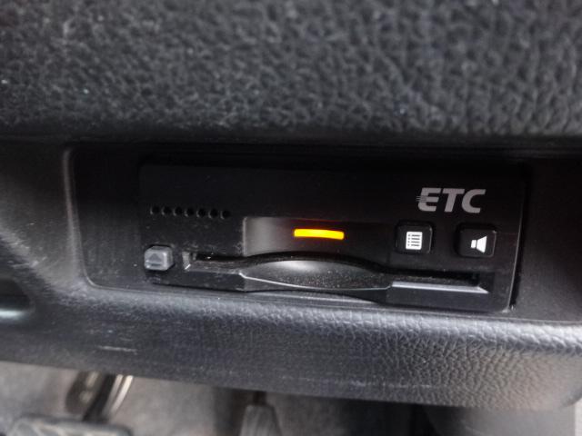 HV-T 禁煙/8型ナビTV/Btooth/LED/全周囲カメラ/ETC/エネチャージ/クルコン/衝突軽減ブレーキ/Aハイビーム/イモビ/シートヒータ/エネチャージ/DVD再生/スマートキー/純正フルエアロ(12枚目)